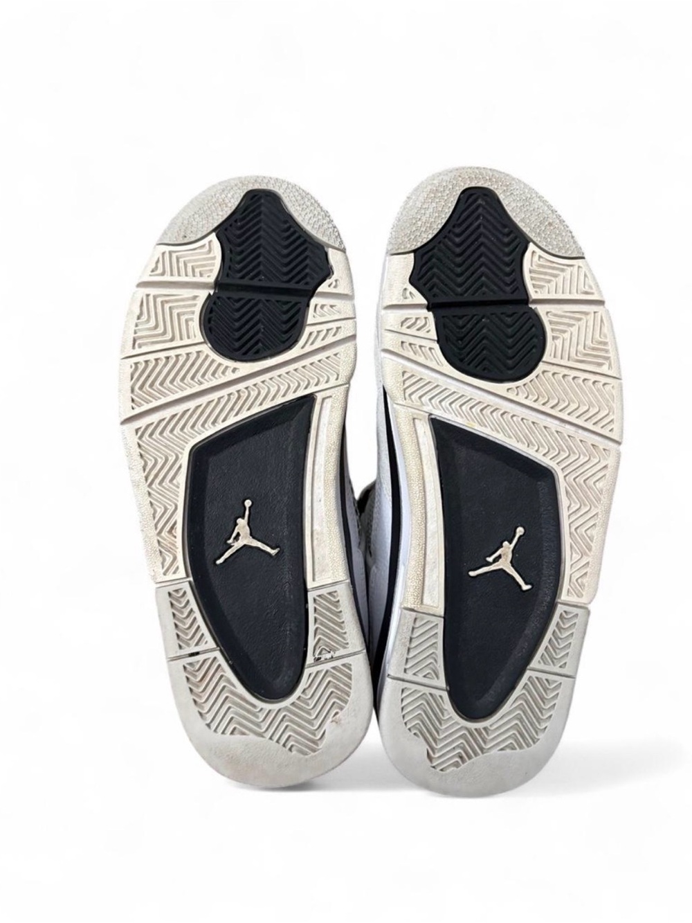 Jordan 4 Retro - Picture 4 of 6